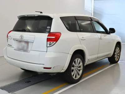 TOYOTA VANGUARD