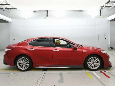 TOYOTA CAMRY