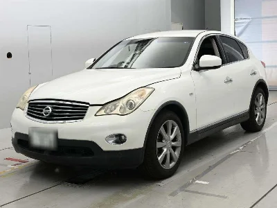 NISSAN SKYLINE CROSSOVER