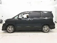 Цена авто Toyota Voxy с аукционов Японии, номер кузова ZRR70W, пробег 165 000, оценка 2