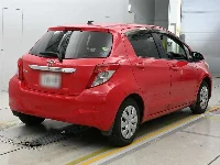 Цена авто Toyota Vitz с аукционов Японии, номер кузова KSP130, пробег 115 000, оценка 2