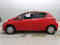 Цена авто Toyota Vitz с аукционов Японии, номер кузова KSP130, пробег 115 000, оценка 2