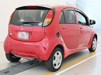 MITSUBISHI I