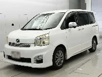 Цена авто Toyota Voxy с аукционов Японии, номер кузова ZRR70W, пробег 161 000, оценка 2