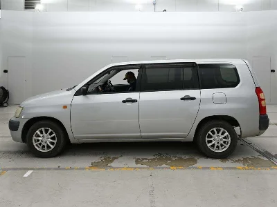 TOYOTA SUCCEED
