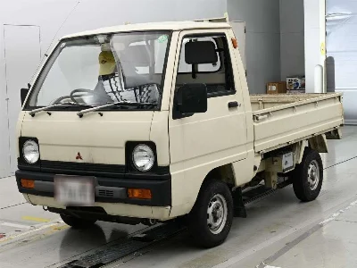 MITSUBISHI MINICAB TRUCK