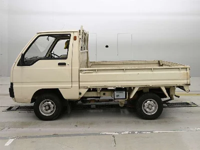 MITSUBISHI MINICAB TRUCK