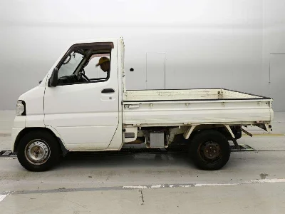 MITSUBISHI MINICAB TRUCK