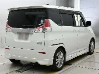 Цена авто Suzuki Solio с аукционов Японии, номер кузова MA36S, пробег 93 000, оценка 8