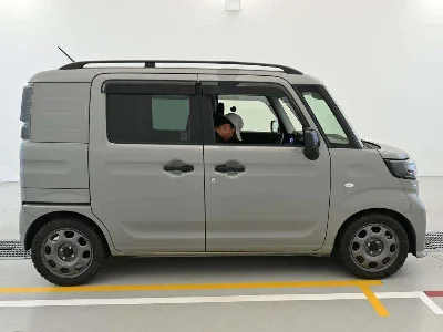 SUZUKI SPACIA BACE