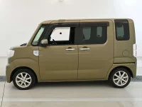 Цена авто Daihatsu Wake с аукционов Японии, номер кузова LA700S, пробег 102 000, оценка 8