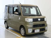 Цена авто Daihatsu Wake с аукционов Японии, номер кузова LA700S, пробег 102 000, оценка 8