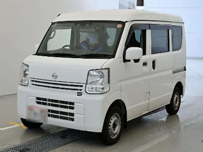 NISSAN CLIPPER VAN
