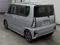 Цена авто Daihatsu Tanto с аукционов Японии, номер кузова LA650S, пробег 56 000, оценка 8