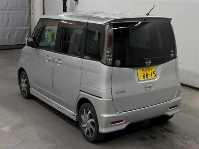 NISSAN ROOX