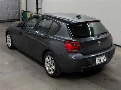 BMW 1 SERIES