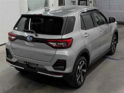 DAIHATSU ROCKY