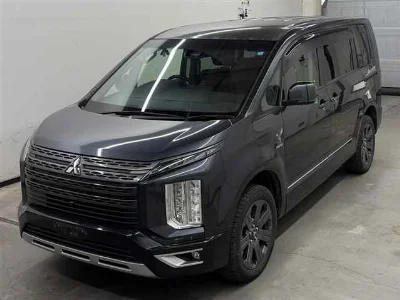 MITSUBISHI DELICA D5