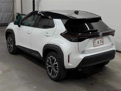TOYOTA YARIS CROSS