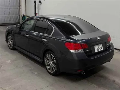 SUBARU LEGACY B4