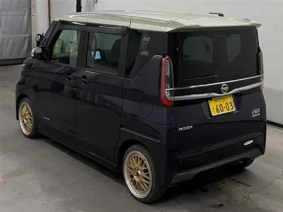 NISSAN ROOX