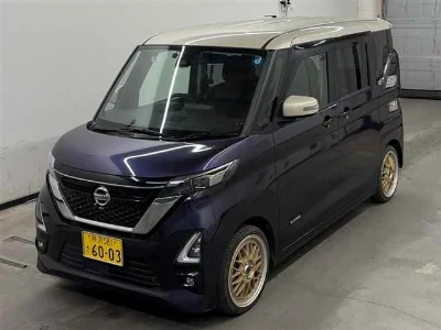 NISSAN ROOX