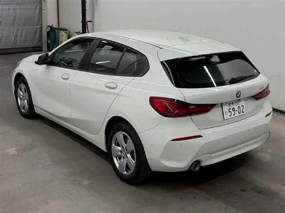 BMW 1 SERIES