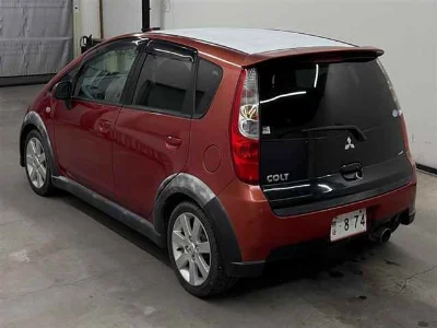 MITSUBISHI COLT