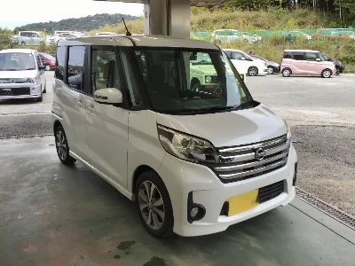 NISSAN DAYZ ROOX