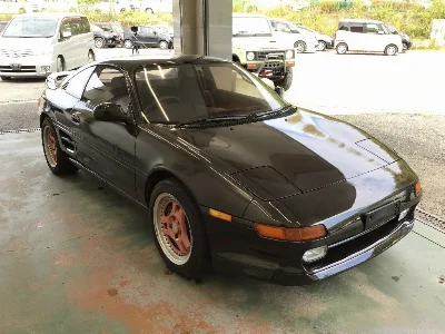 TOYOTA MR2
