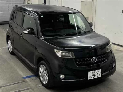 TOYOTA BB