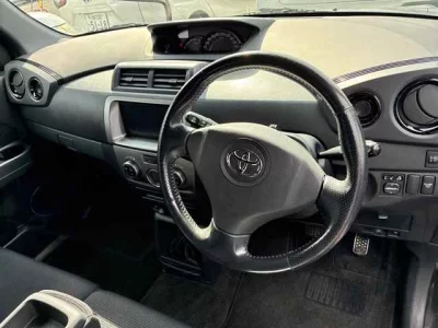 TOYOTA BB