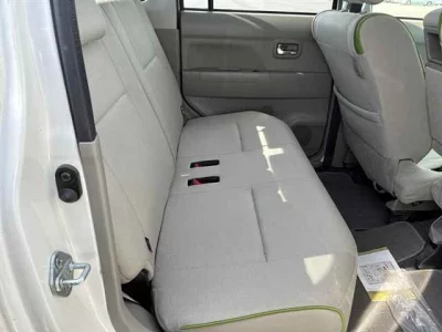 TOYOTA PIXIS SPACE
