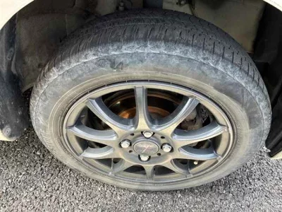 TOYOTA PIXIS SPACE