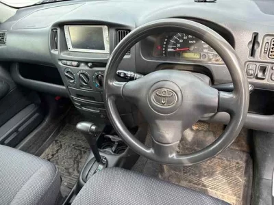 TOYOTA SUCCEED