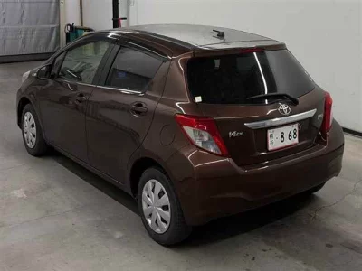 TOYOTA VITZ
