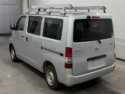 TOYOTA LITE ACE VAN
