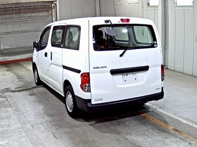 MITSUBISHI DELICA
