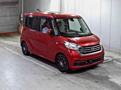 NISSAN DAYZ ROOX