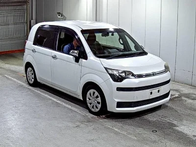 TOYOTA SPADE