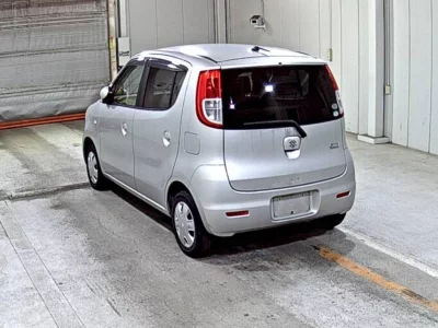 SUZUKI MRWAGON