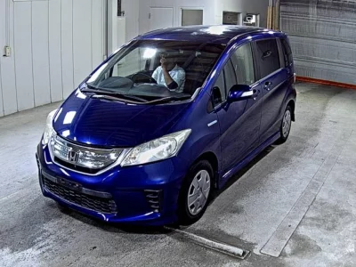 HONDA FREED