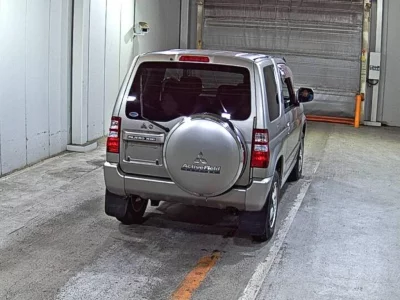 MITSUBISHI PAJERO MINI