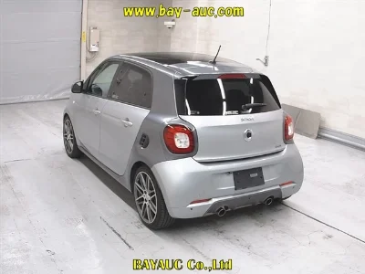SMART FOURFOUR