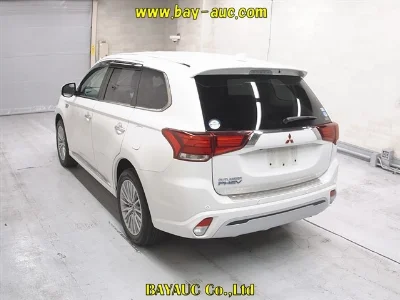MITSUBISHI OUTLANDER PHEV