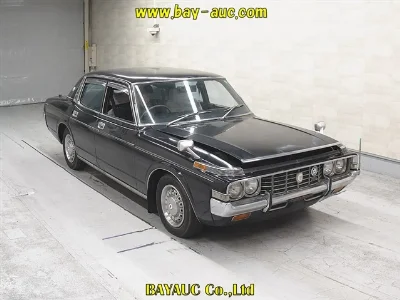 TOYOTA CROWN