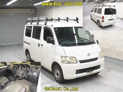 TOYOTA LITE ACE VAN