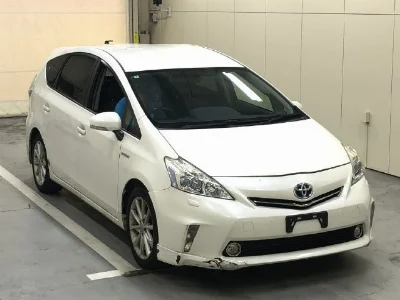 TOYOTA PRIUS ALPHA