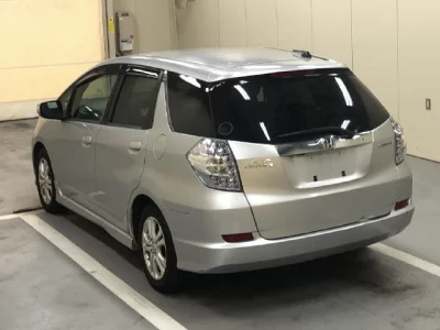 HONDA FIT SHUTTLE