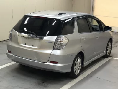 HONDA FIT SHUTTLE